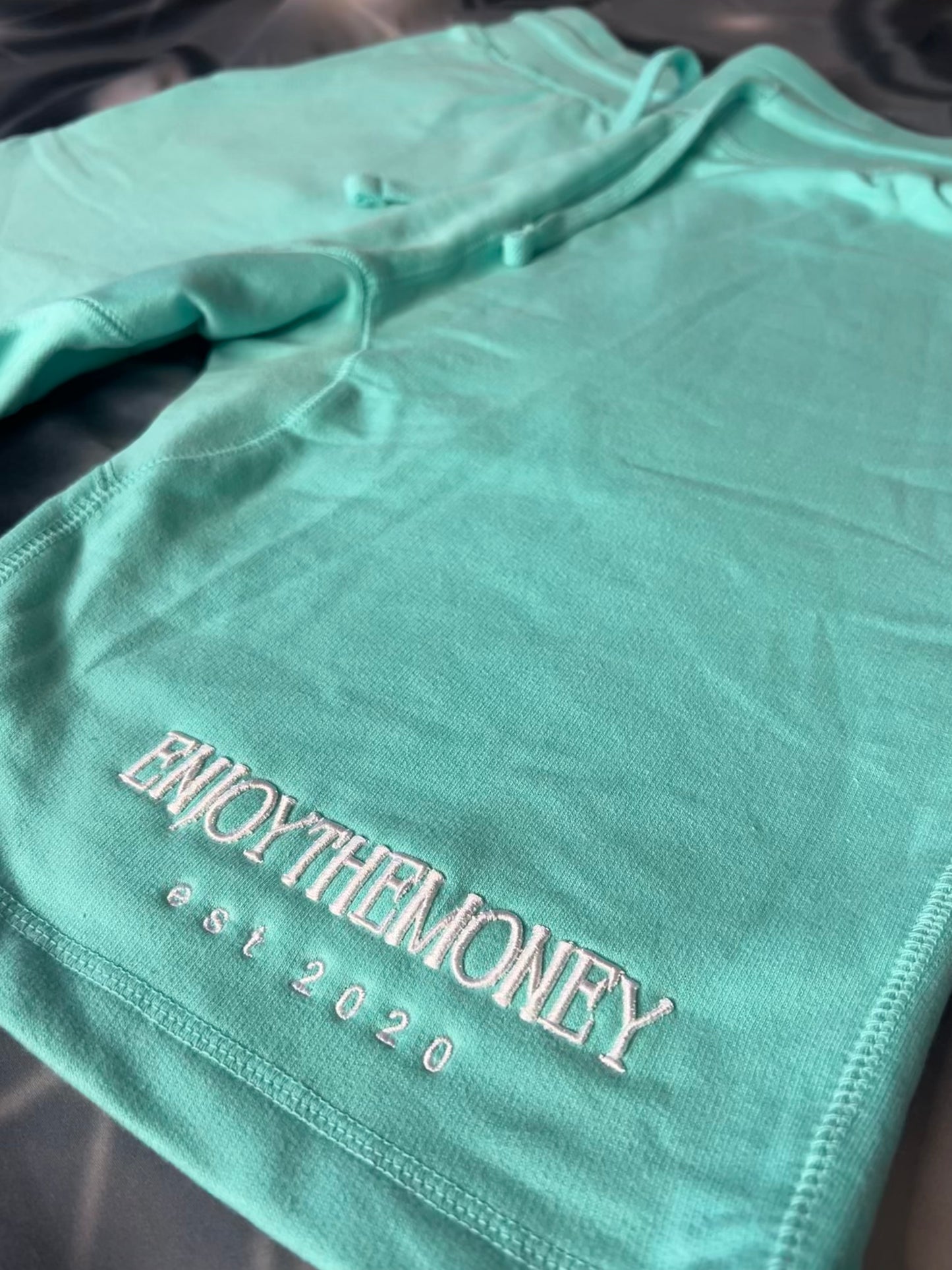 ENJOY THE MONEY SHORTS(AQUA)